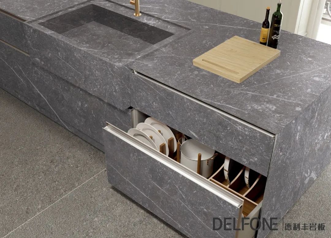 德利豐輕奢極簡(jiǎn)全屋定制,與生俱來(lái)的高級(jí)感(圖4) 德利豐輕奢極簡(jiǎn)全屋定制,與生俱來(lái)的高級(jí)感(圖4)