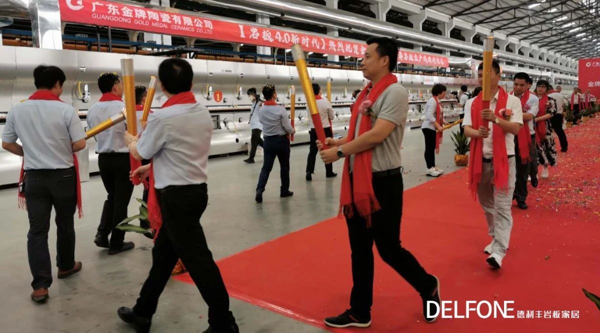 德利豐巖板家居，新增巖板生產線成功點火(圖5)