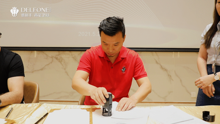 “浴”見新風潮 | 德利豐高定衛浴與瑞士著名設計公司簽訂戰略合作！(圖6)