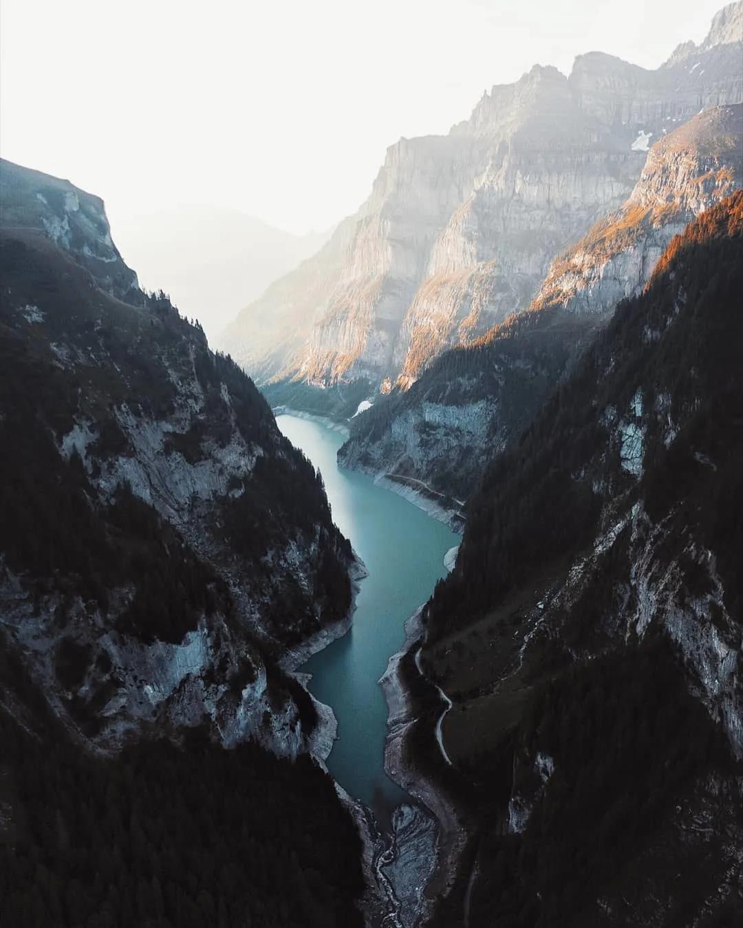 DELFONE新品 | 渾然天成的莎士比亞高級灰，盡顯空間品味(圖1)