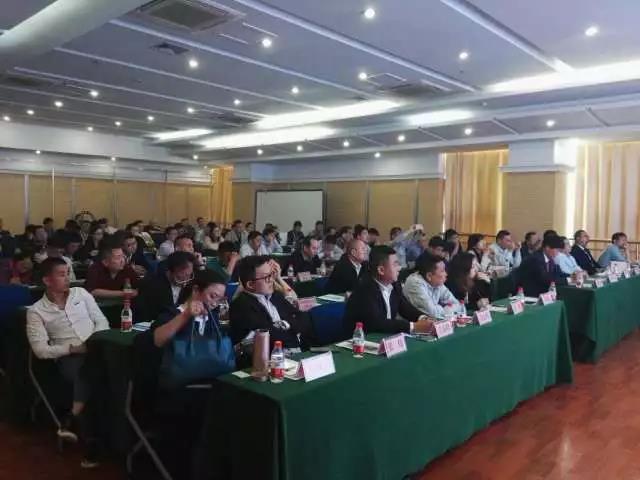 齊魯之約，德利豐家居獲邀出席“2018房地產全屋(圖2)