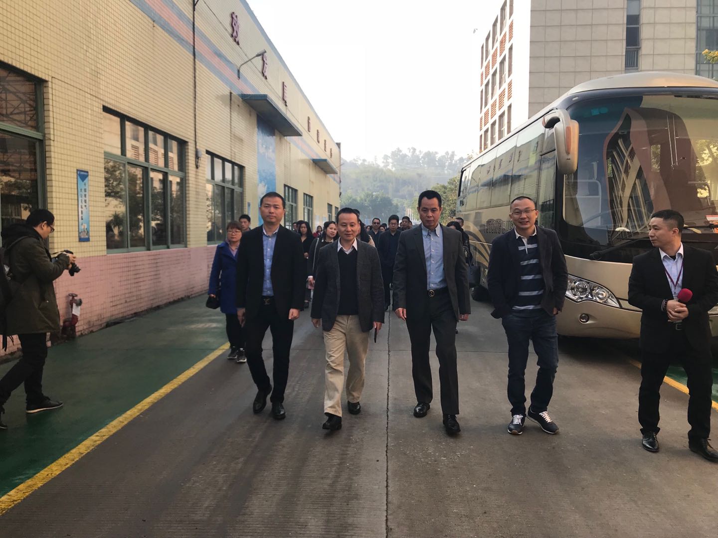 “整裝待發 大有可為”德利豐家居2018年媒體答謝(圖2)