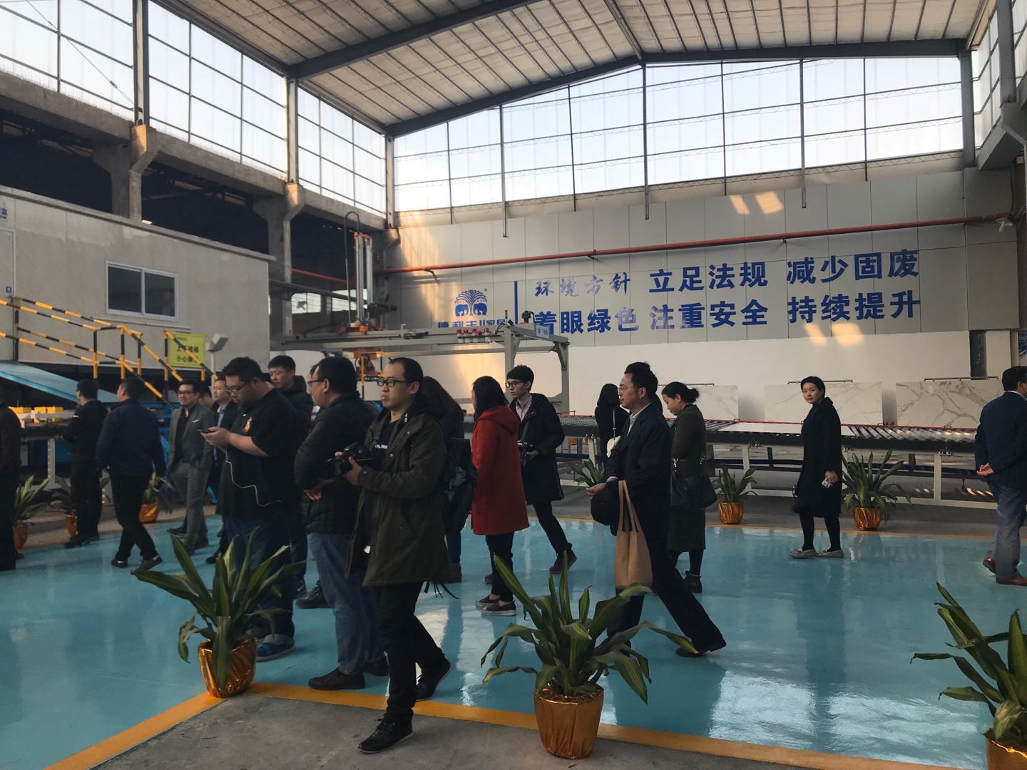 “整裝待發 大有可為”德利豐家居2018年媒體答謝(圖8)