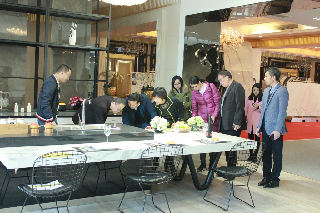 建材界“大腦”齊聚德利豐家居生產(chǎn)基地，力贊(圖5)