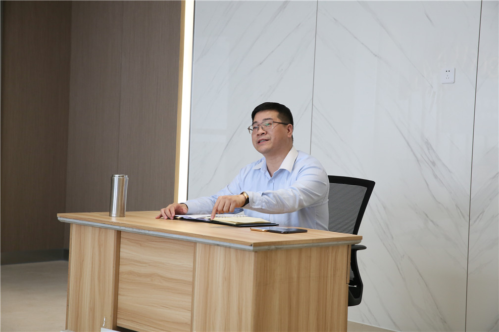 “凝聚力量，共創輝煌”德利豐家居月度總結暨(圖3)