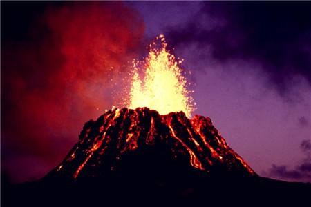 【新品品鑒】曜巖黑——浴火重生,與眾不同的(圖1) 【新品品鑒】曜巖黑——浴火重生,與眾不同的(圖1)