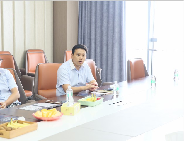 今日頭條|行業領導張傳喜會長蒞臨德利豐家居(圖8) 今日頭條|行業領導張傳喜會長蒞臨德利豐家居(圖8)