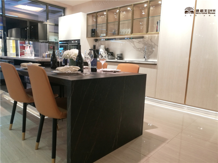 【應(yīng)用實(shí)例】這些風(fēng)格迥異的廚房,才是發(fā)揮烹(圖5) 【應(yīng)用實(shí)例】這些風(fēng)格迥異的廚房,才是發(fā)揮烹(圖5)