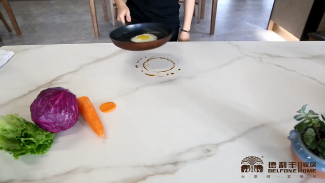 絕對(duì)干貨!德利豐大巖板櫥柜臺(tái)面清潔視頻(圖5) 絕對(duì)干貨!德利豐大巖板櫥柜臺(tái)面清潔視頻(圖5)