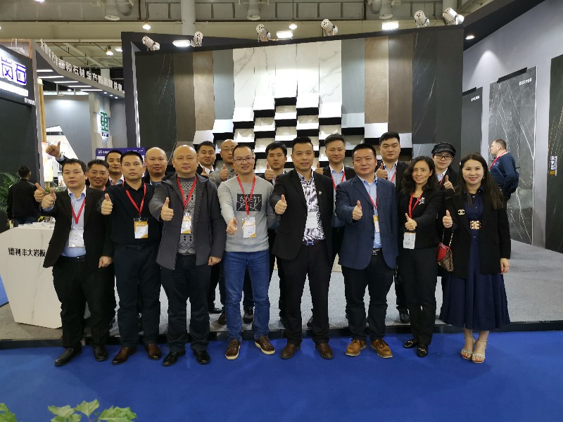 2019廈門石材展開展首日，德利豐大巖板強勢來襲(圖4)