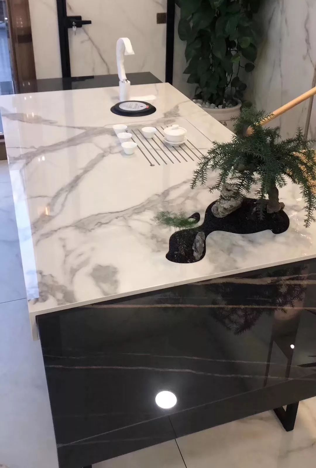 新材料、新趨勢，巖板的“高端定制”范從何而(圖16)