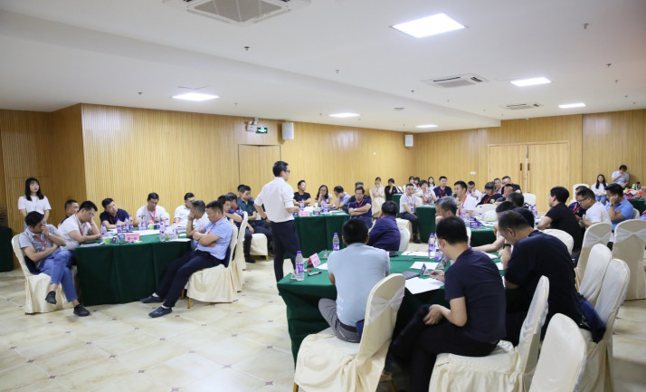 致勝未來,2019必須打贏的仗 記2019年金牌商學院(圖3) 致勝未來,2019必須打贏的仗 記2019年金牌商學院(圖3)