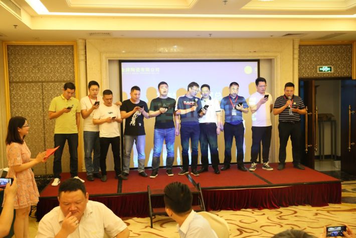 致勝未來,2019必須打贏的仗 記2019年金牌商學院(圖29) 致勝未來,2019必須打贏的仗 記2019年金牌商學院(圖29)