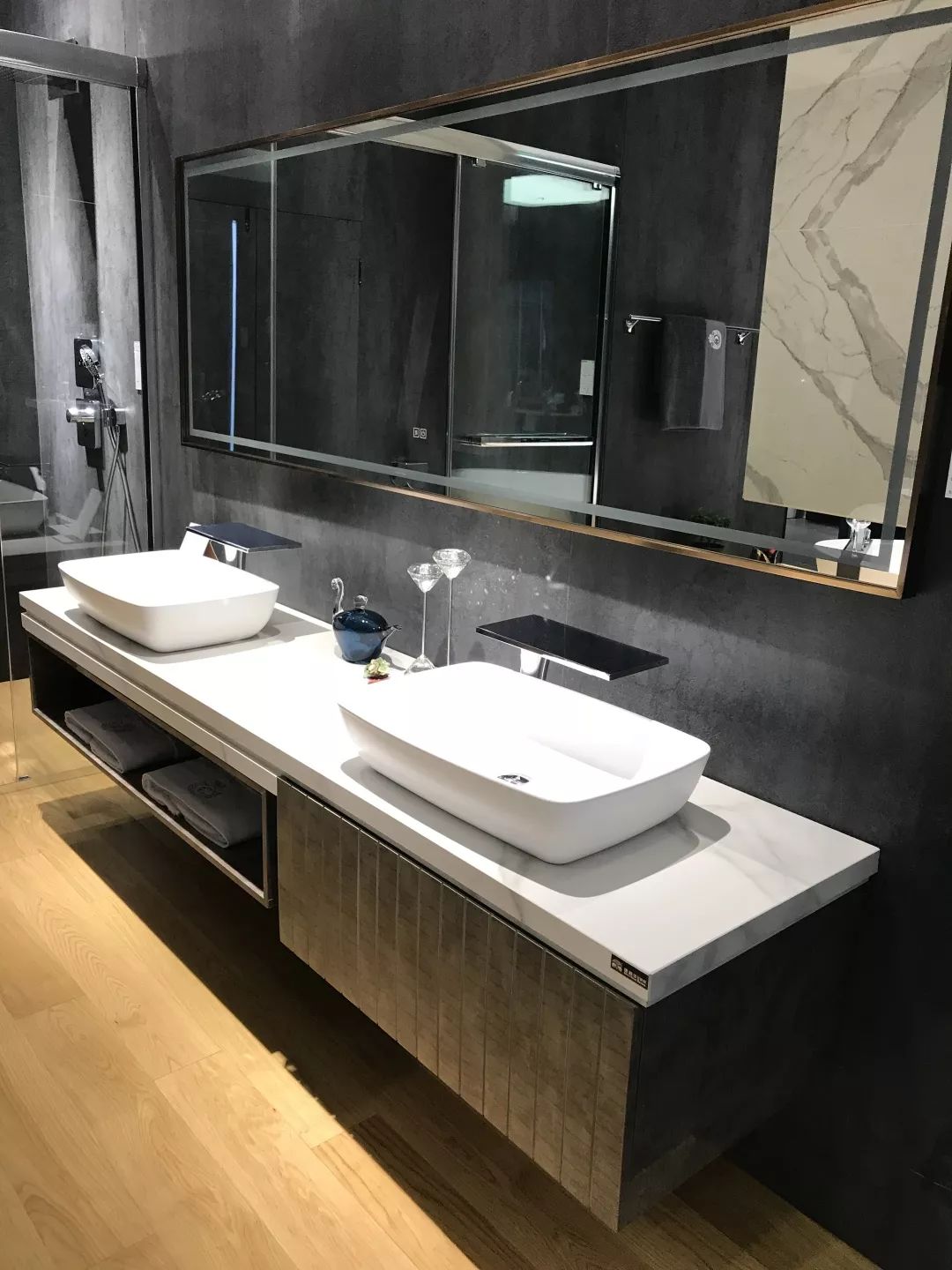 Delfone德利豐與國(guó)際頂尖衛(wèi)浴Villeroy&Boch,將擦出怎(圖12) Delfone德利豐與國(guó)際頂尖衛(wèi)浴Villeroy&Boch,將擦出怎(圖12)