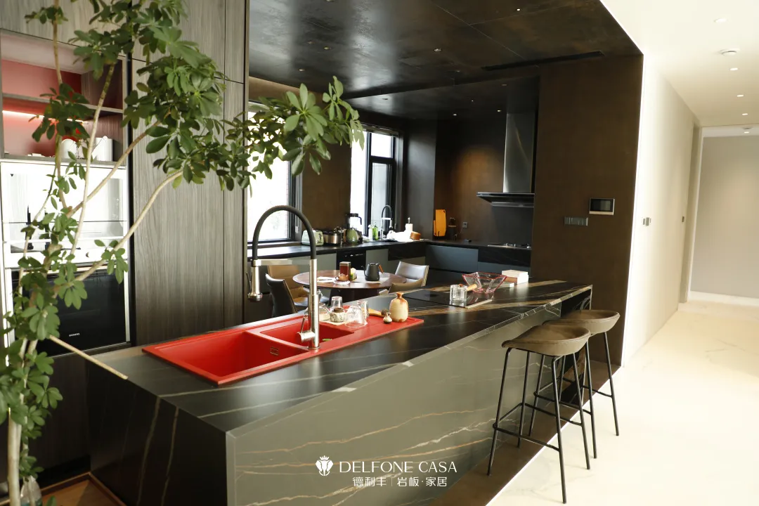 家裝案例 | 高級雅致的大平層別墅,演繹一半設計,一半藝術(圖6) 家裝案例 | 高級雅致的大平層別墅,演繹一半設計,一半藝術(圖6)