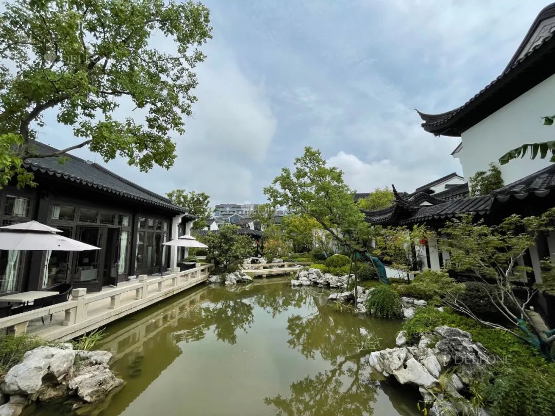 案例賞析 | 雅致別墅X極光白巖板,在純白之間靜享悠然生活(圖5) 圖片