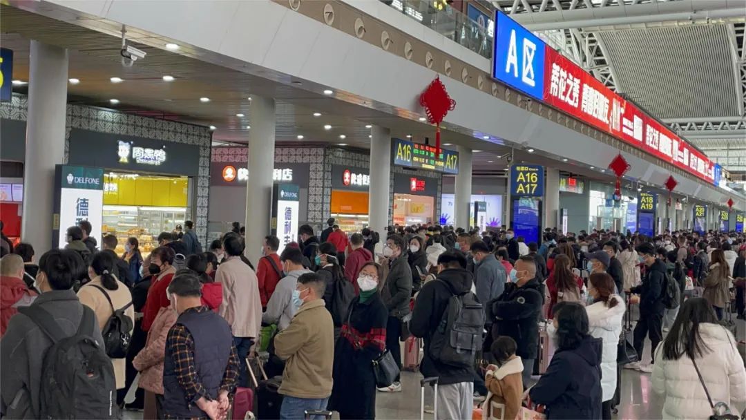 超億曝光!德利豐巖板強勢霸屏全國核心城市高鐵站!(圖7) 圖片