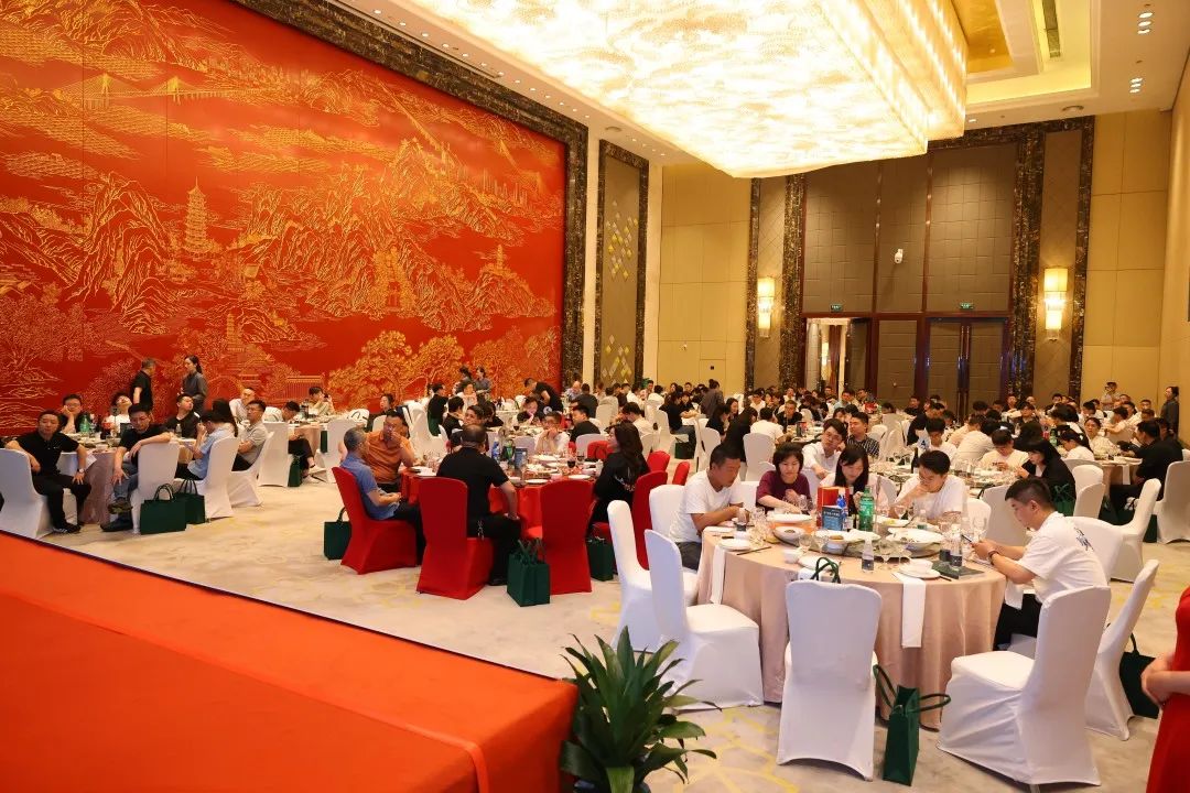 巖下生輝·豐享奢居|德利豐巖板南京旗艦店開業典禮圓滿舉行(圖17) 圖片