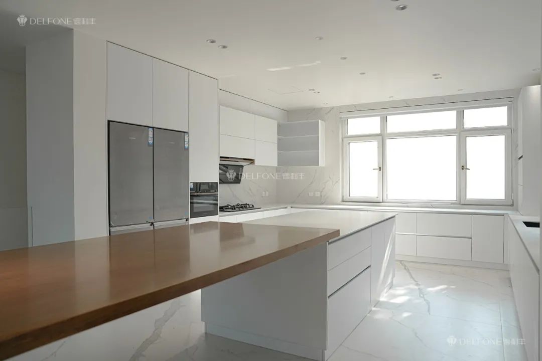 DELFONE實景案例 | 300㎡+極簡別墅,【阿爾卑斯香雪白】演繹不動聲色的高級感(圖9) 圖片