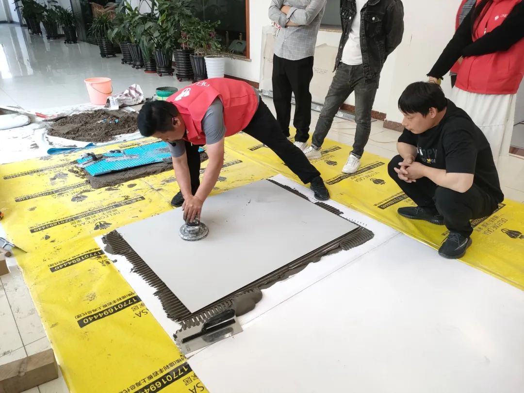 國際金匠|2024德利豐巖板交付實操演練上海站圓滿落幕(圖10) 國際金匠|2024德利豐巖板交付實操演練上海站圓滿落幕(圖10)