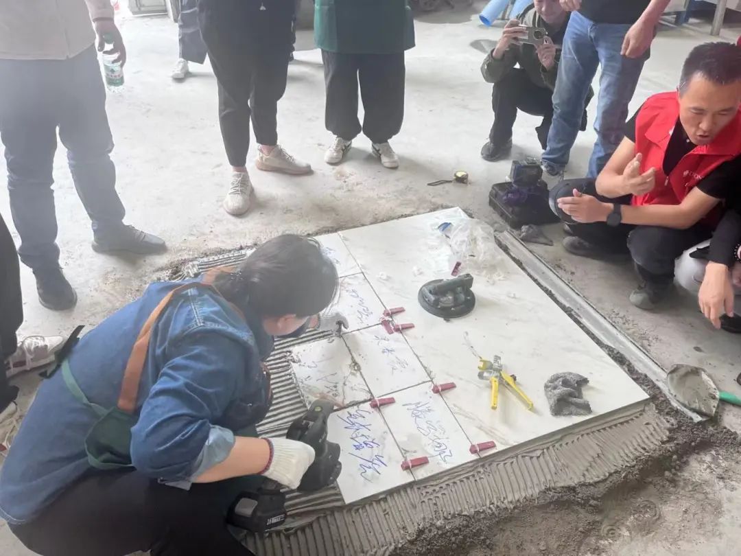 共探增長之道 | 2024德利豐百萬單店特訓(xùn)營一華北站圓滿舉行(圖37) 共探增長之道 | 2024德利豐百萬單店特訓(xùn)營一華北站圓滿舉行(圖37)